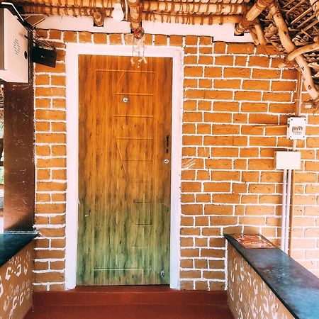 Boomerang Community Auroville Exterior foto